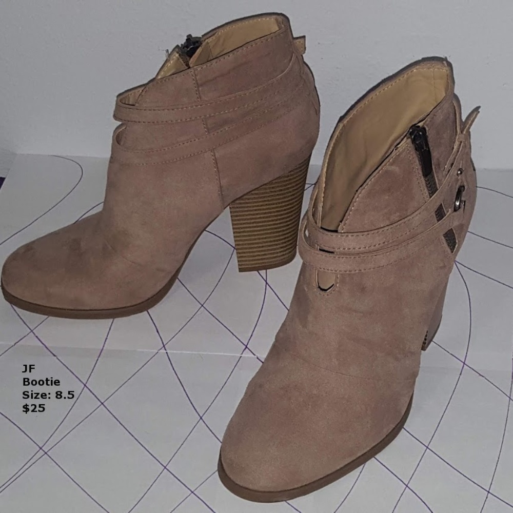 Diva Shoes & Stage Ware